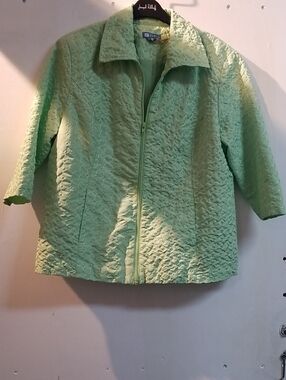Koret Light Green Textured Zip-Front Jacket